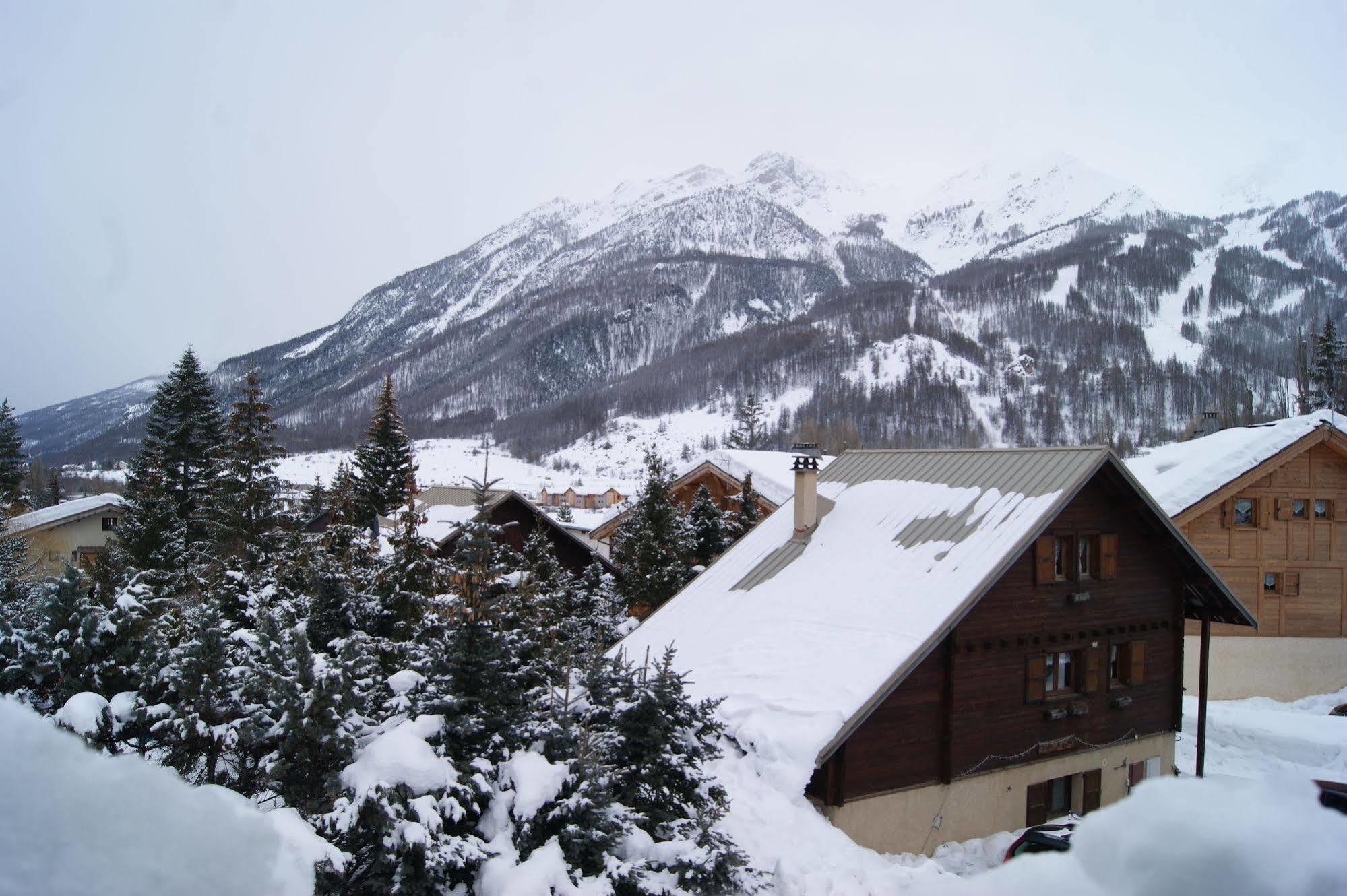 Auberge De Violaine Le Monêtier-les-Bains Buitenkant foto